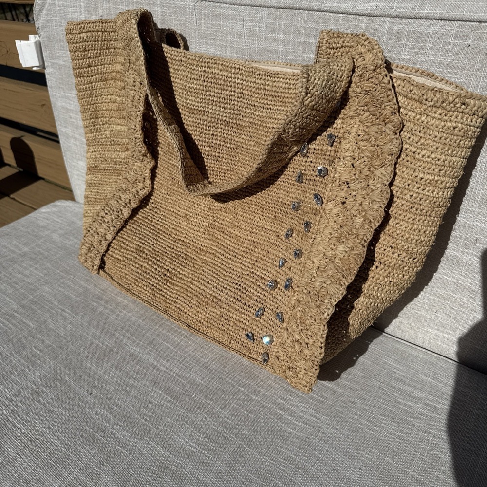 BTB Los Angeles Women's Beige Bardo Crystal Straw Shoulder Tote Bag $275